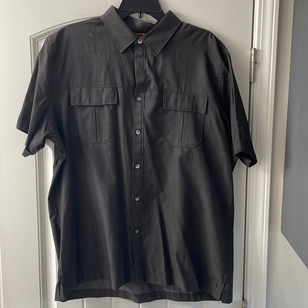 Van Heusen Button down XL
